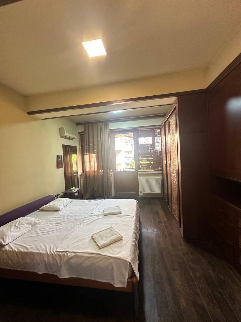 Hotel Costa Jerevan Buitenkant foto