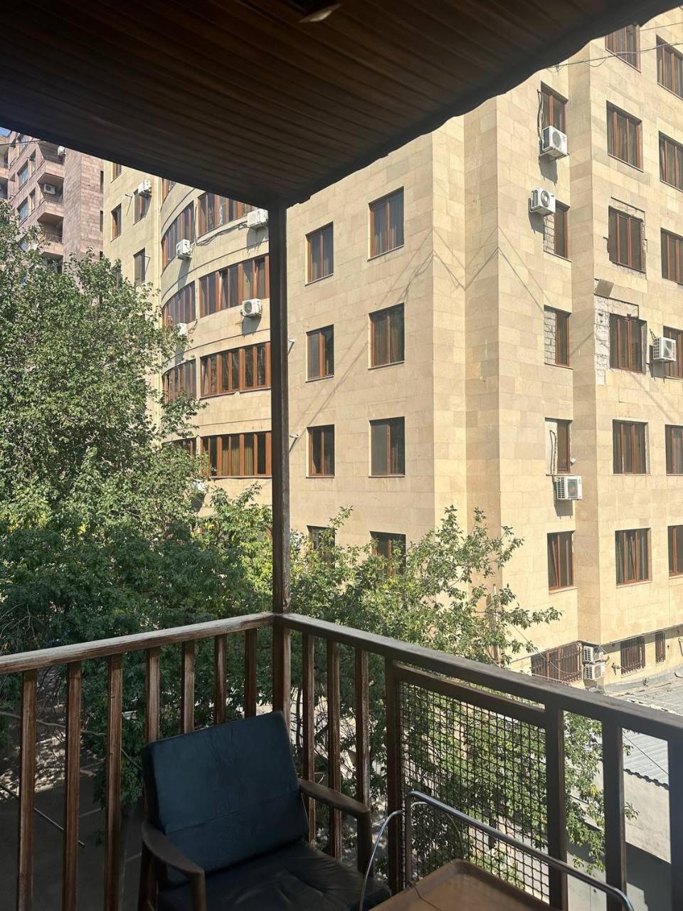 Hotel Costa Jerevan Buitenkant foto