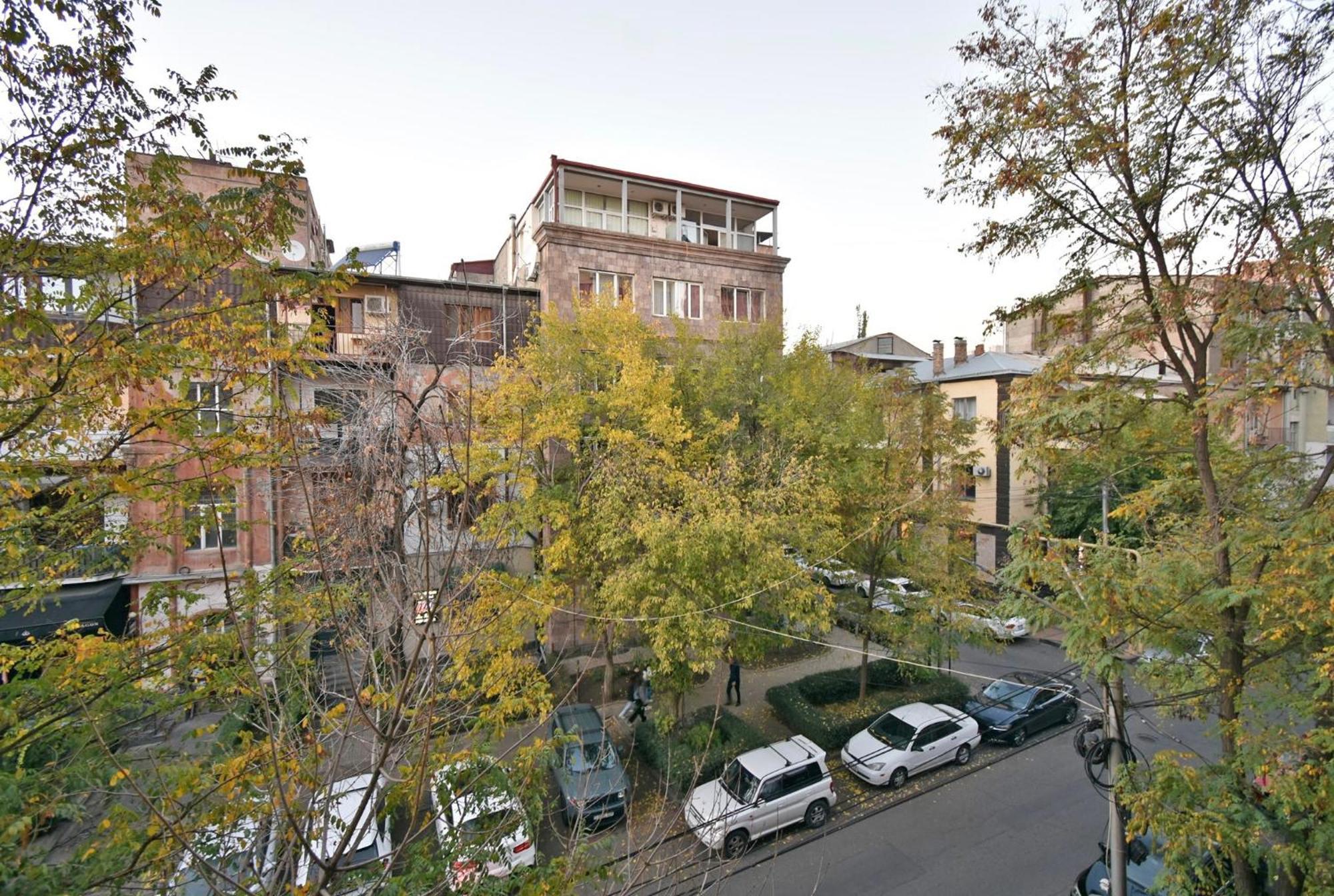Hotel Costa Jerevan Buitenkant foto