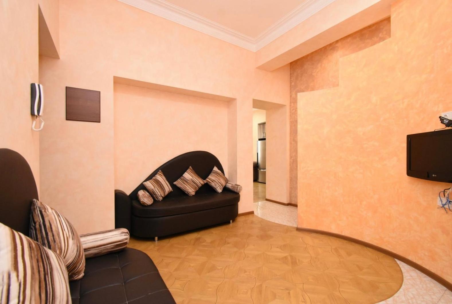 Hotel Costa Jerevan Buitenkant foto