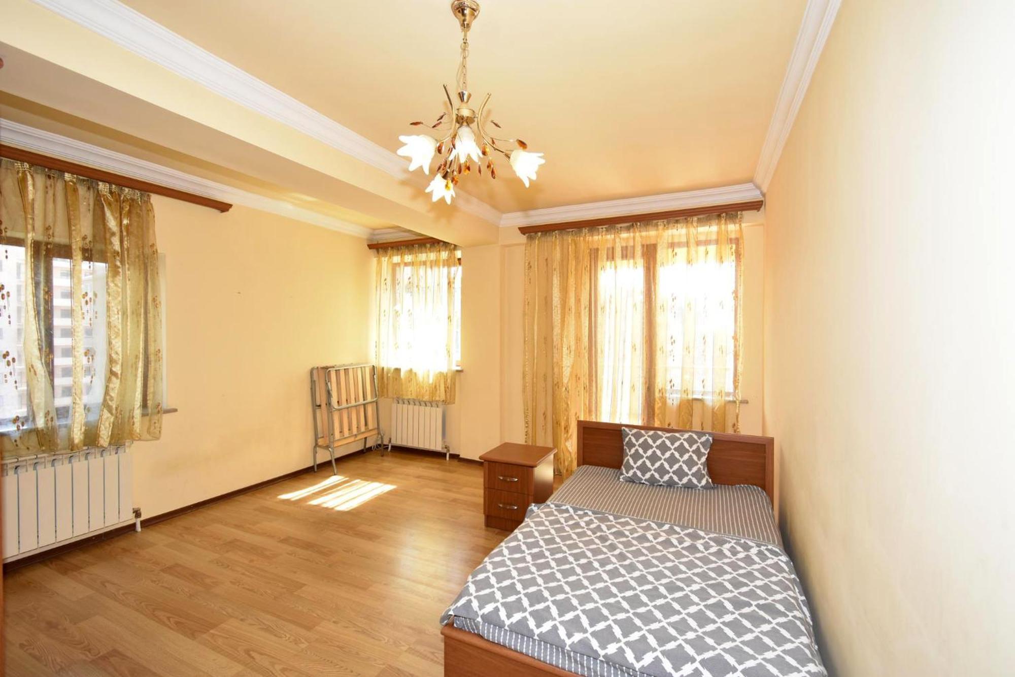 Hotel Costa Jerevan Buitenkant foto